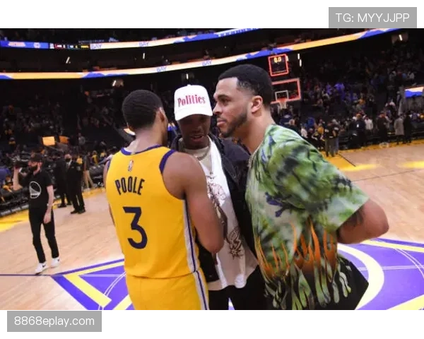 拉人犯规的细节判罚规则有哪些，裁判如何精准识别？