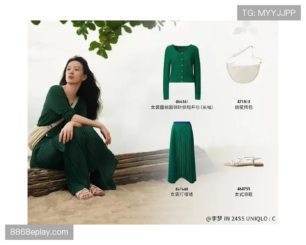 李梦在小店随手刷卡，旁边顾客当场开始怀疑人生