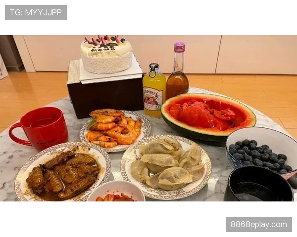郭艾伦这训练餐吃得比我家年夜饭还讲究